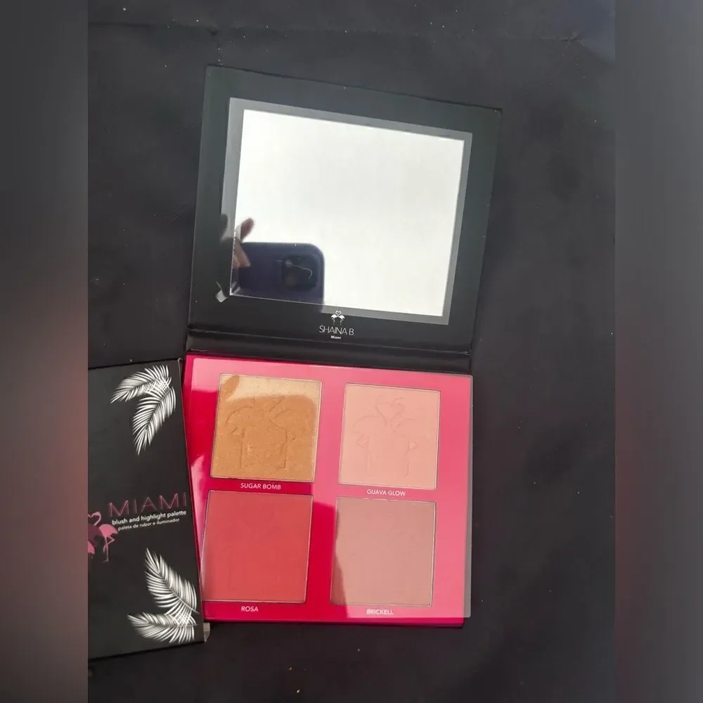 IAMI MINI PALETTE - BLUSH AND HIGHLIGHT new Shaina b miami 4 color retired